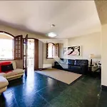 Casa Espacosa Bairro Sao Bento Para Grandes Familias