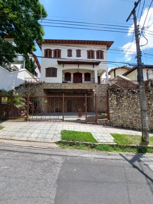 Casa de férias Casa Espacosa Bairro Sao Bento Grandes Familias *